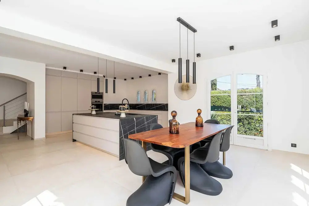 Sumptuous Villa - AC- 6br- 12p- Cannes