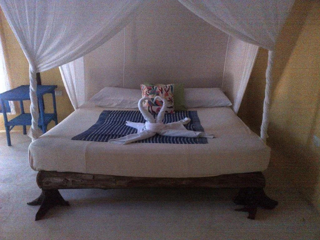 Hemingway Romantic Eco Resort