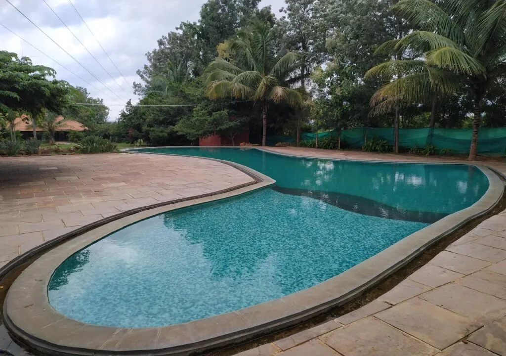 Vana Resorts