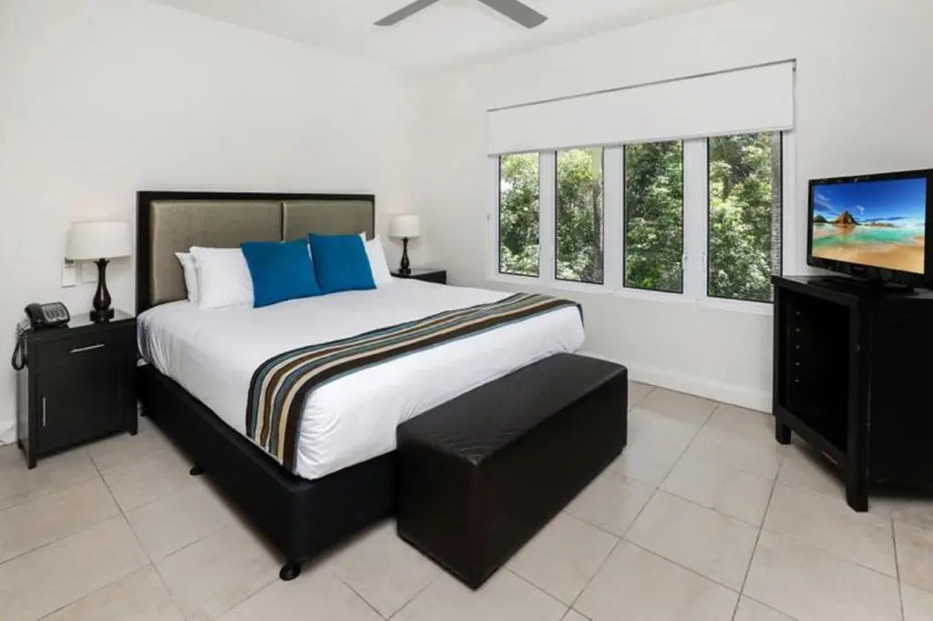 Palm Cove Beach Club Apartment