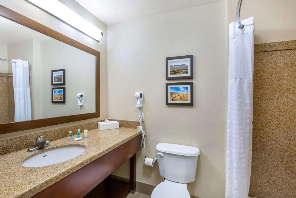 Comfort Inn and Suites Yuma I-8
