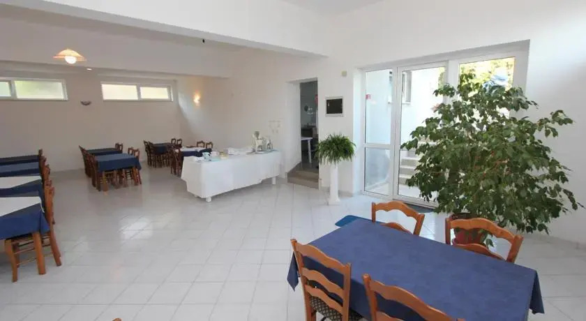 B&B Garni