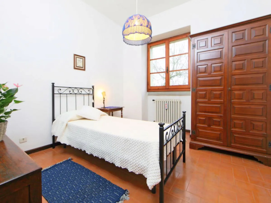 Montebello 33097