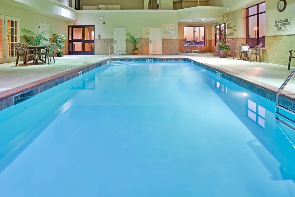 Holiday Inn Express Hotel & Suites Cape Girardeau I-55 by IHG