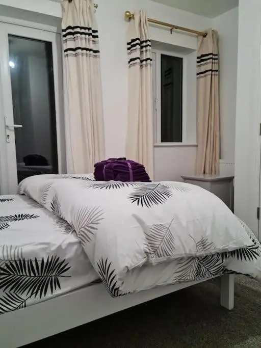 Impeccable 4-bed House Near Manchester City Centre