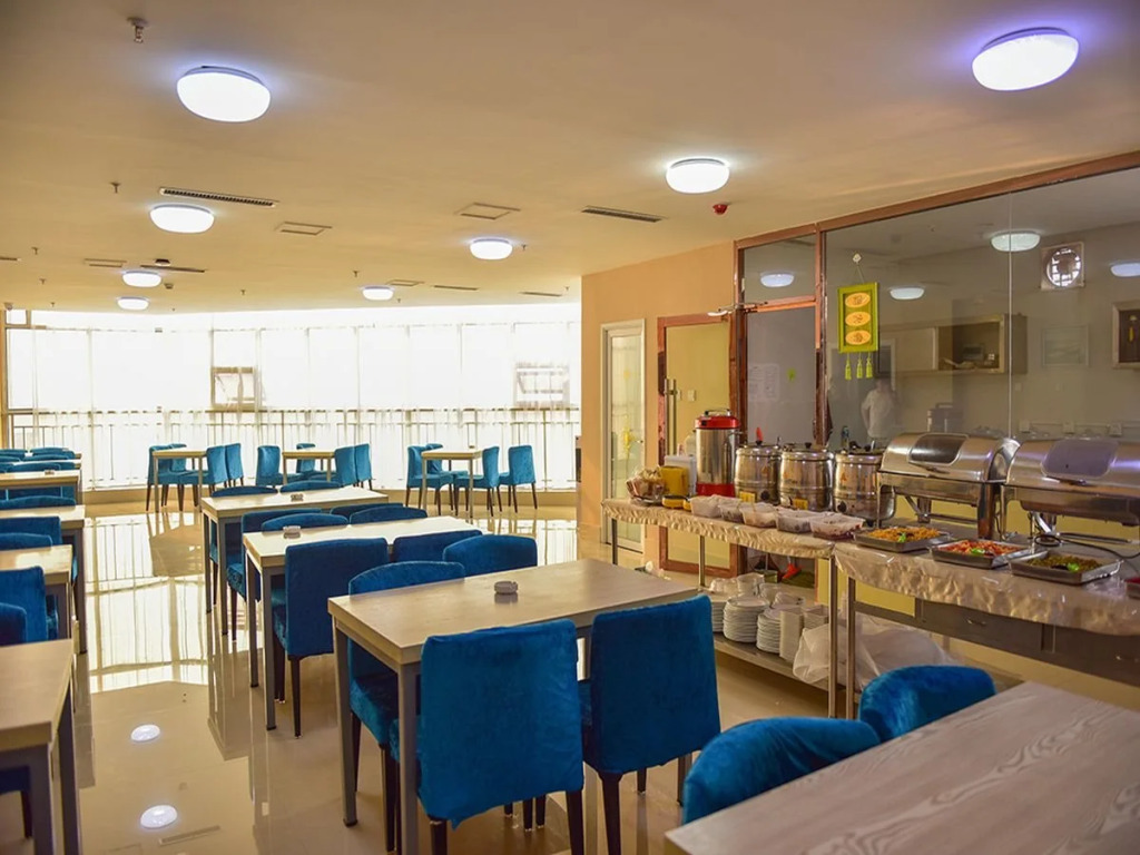 GreenTree Inn BaoDing Xiong county XiongZhou Road Express Hotel