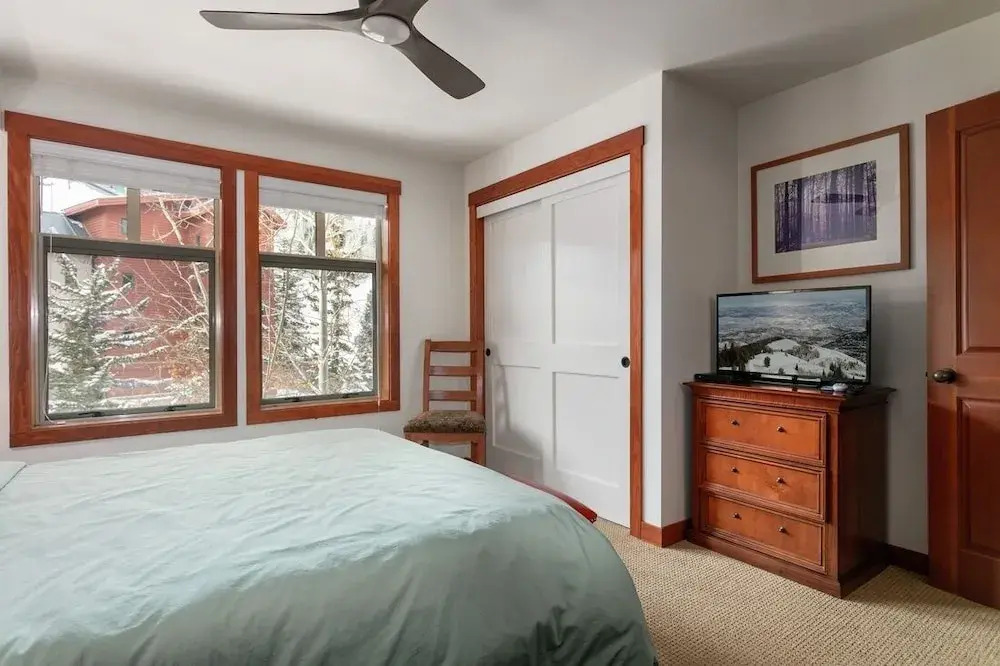 1311 - Three Bedroom Deluxe Eagle Springs West 3 Condo