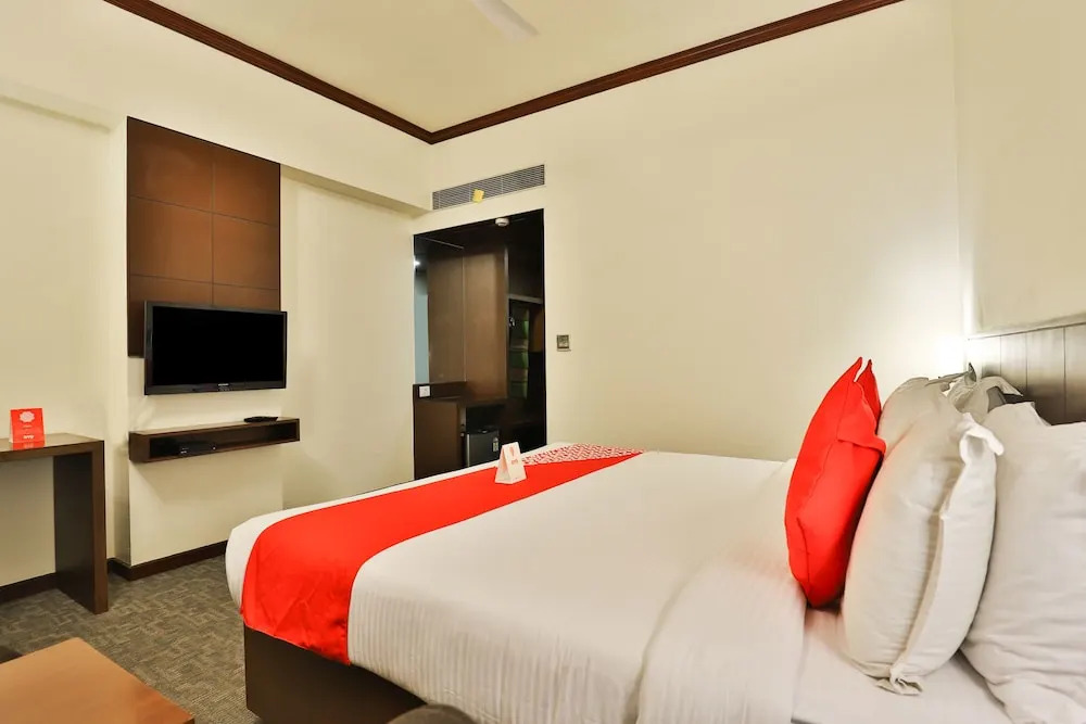 OYO 4320 Hotel Aum Regency