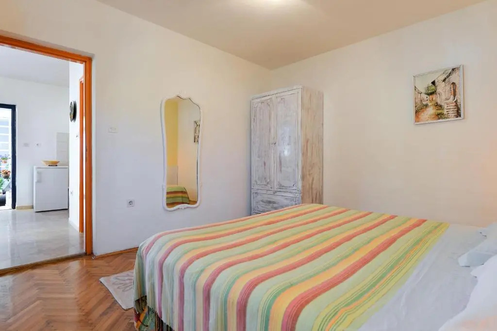 Punta Preko Apartments