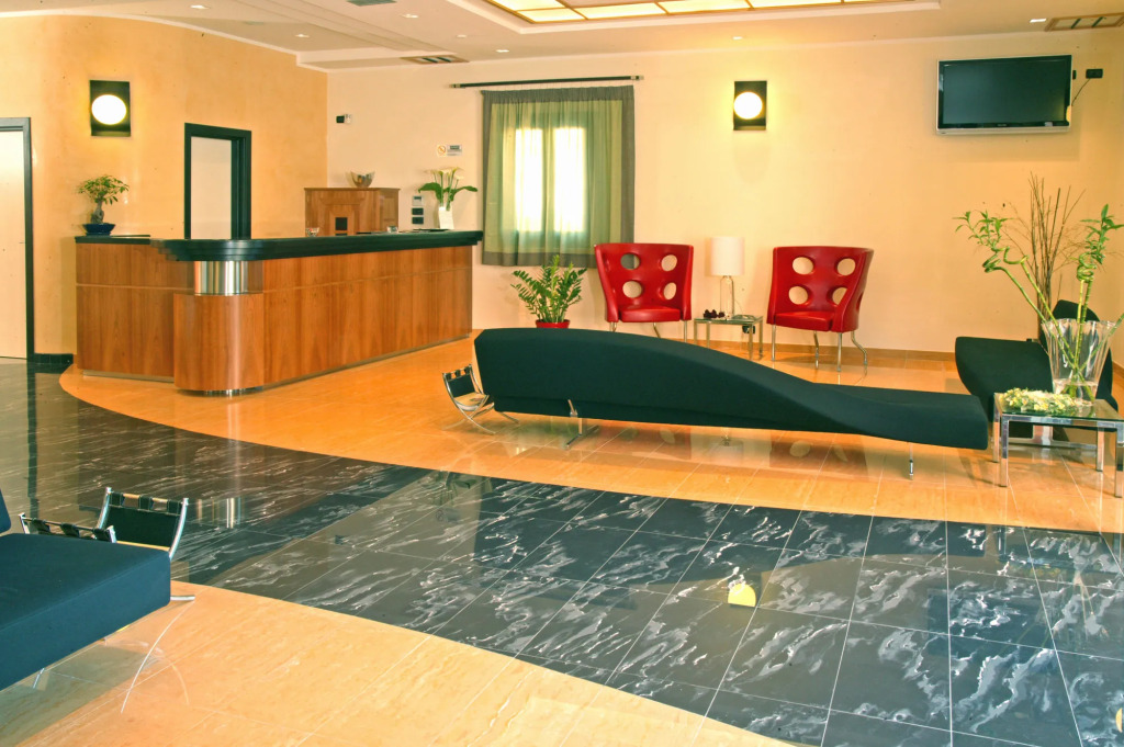 Cerri Hotel