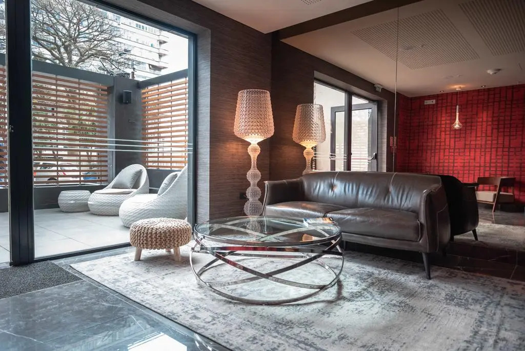 Soro Montevideo, Curio Collection By Hilton