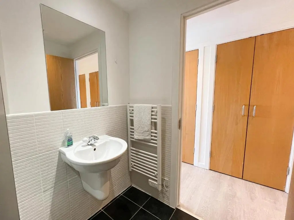 Executive 10th floor studio flat