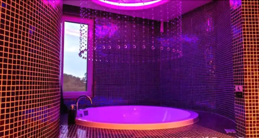 Weihai Gaoshang Movie Art Hotel