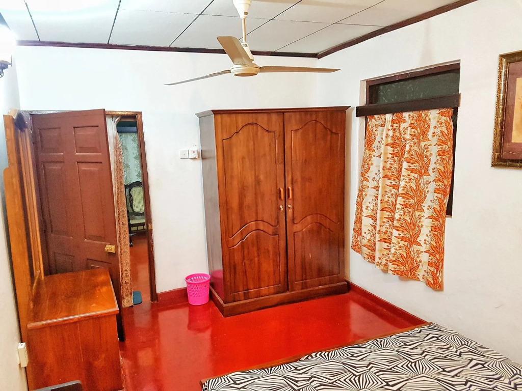 Fernando Residence