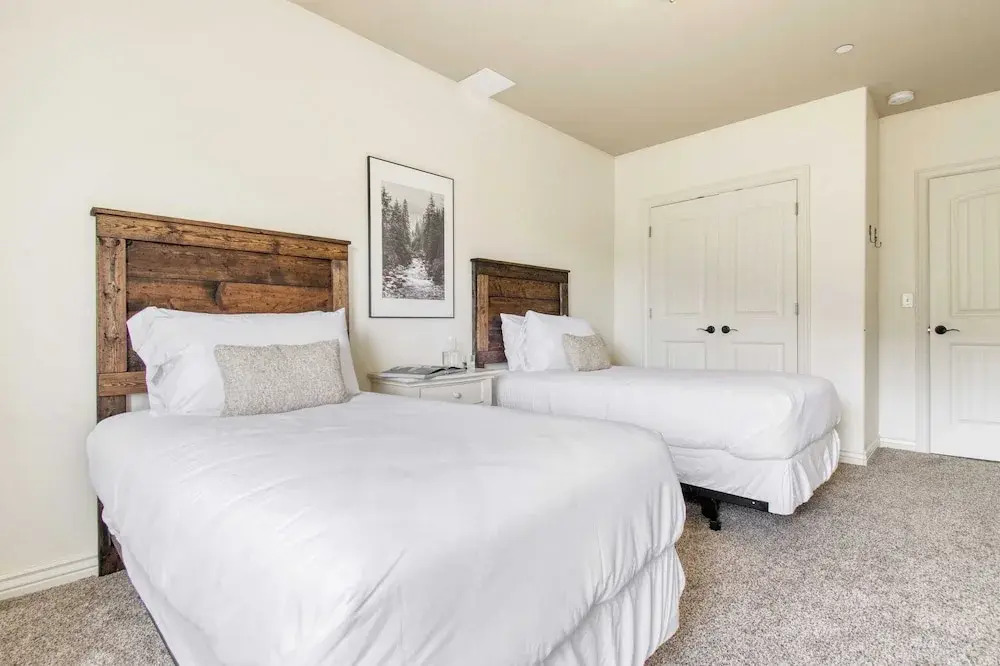 Lucky Bill by Avantstay Lake Views, 15mins to Park City Mtn