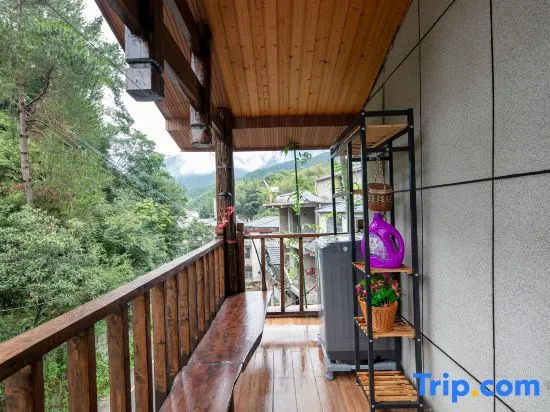 Shanshuiju B&B (Zhangjiajie National Forest Park)