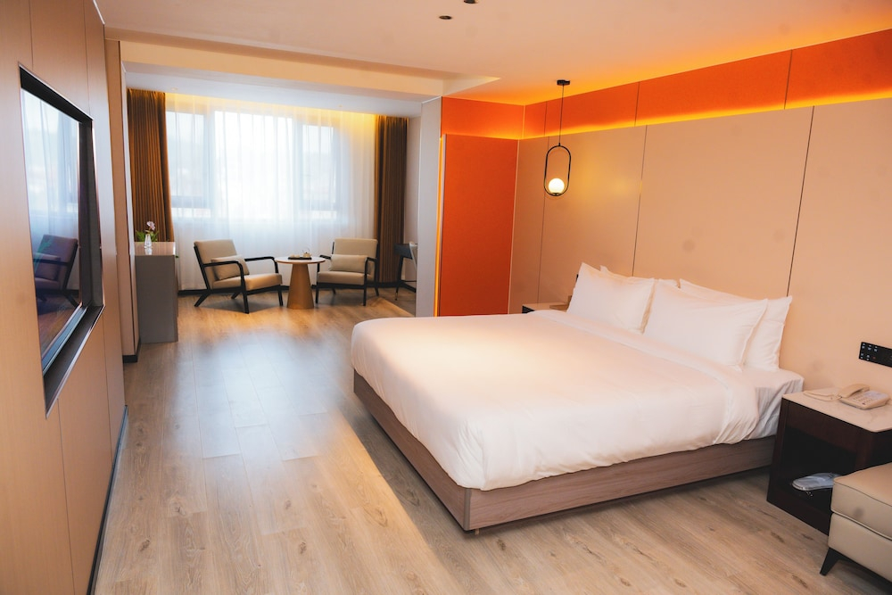Jiuding Joy Hotel