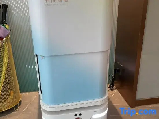 Lanyue Hotel (Xuchang Changge Yiwu Chengzhong Mao Ideal City Branch)