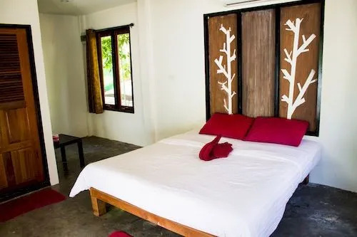 Minnie Seaview Resort