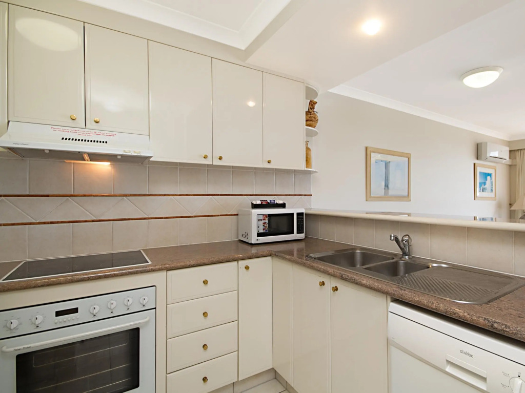 ULTIQA Burleigh Mediterranean Resort