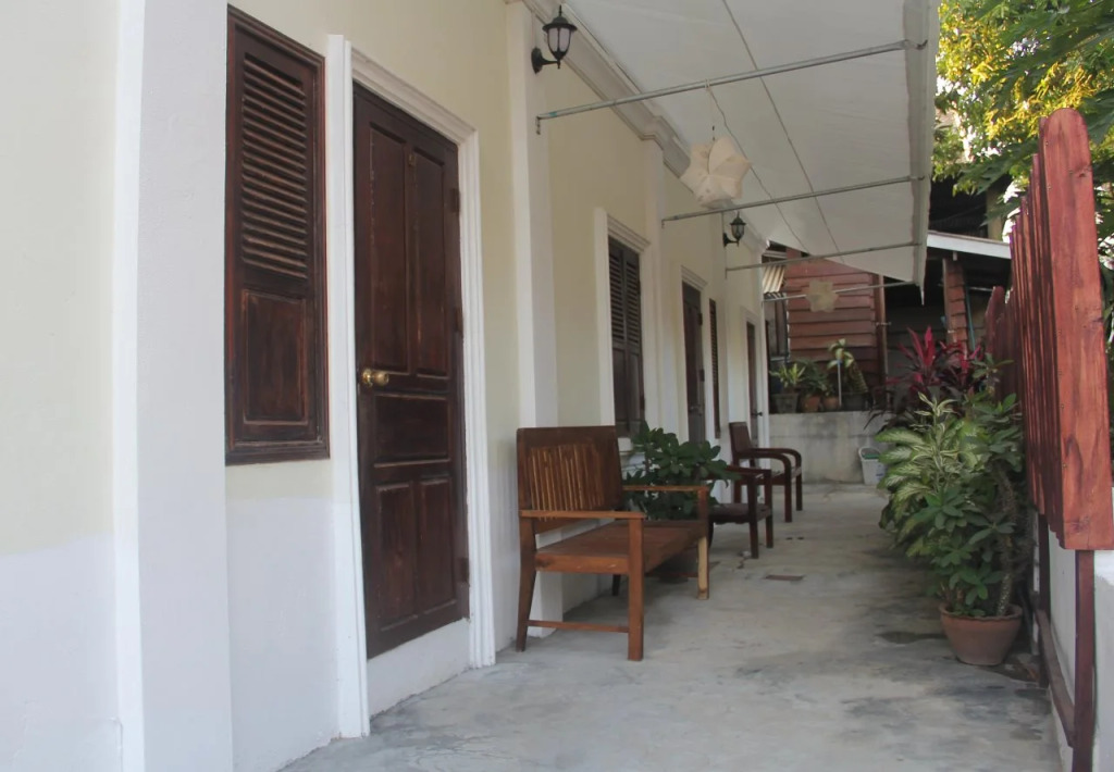 Saynambak Riverside Guest House