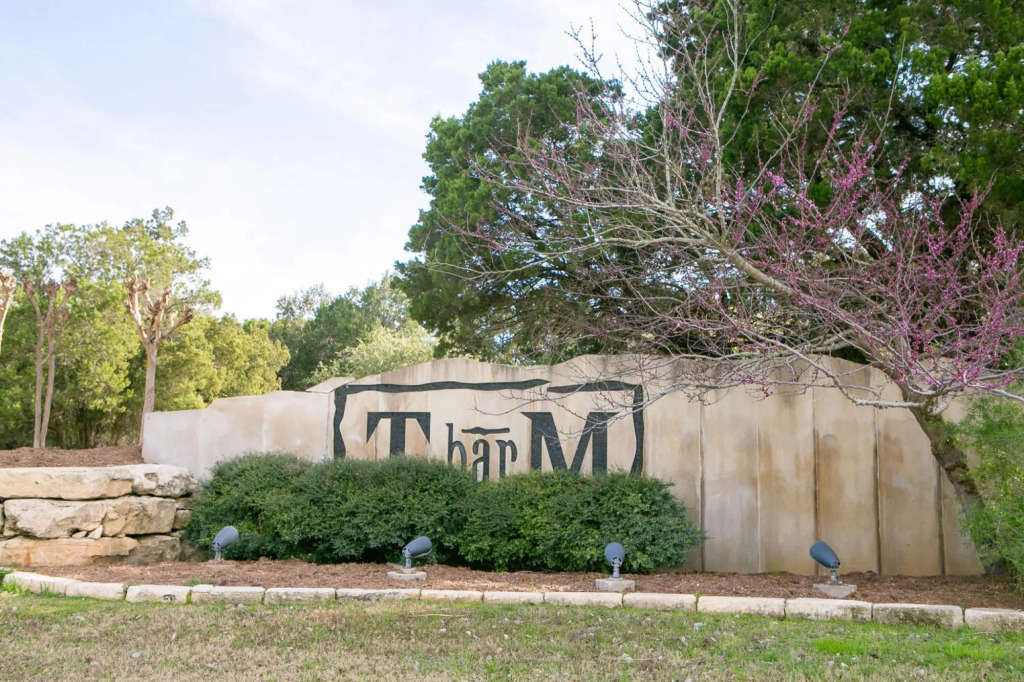 Hill Country Hideaway TBM 208