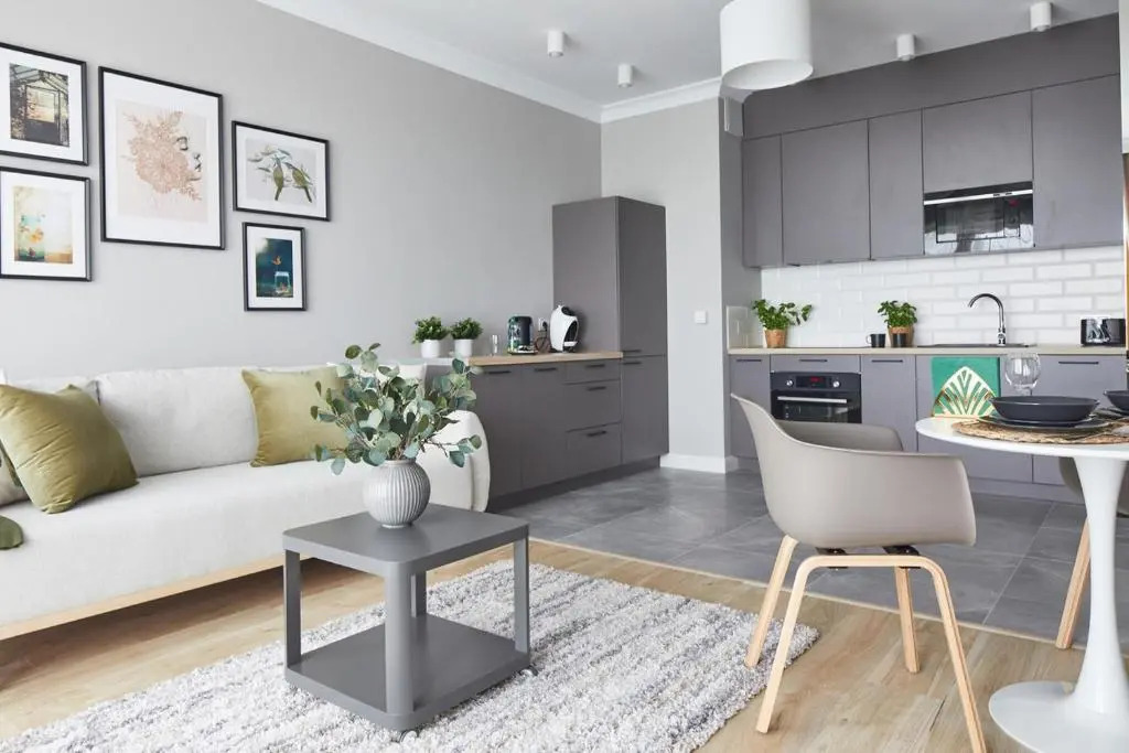Metro Imielin Apartments by BookingHost