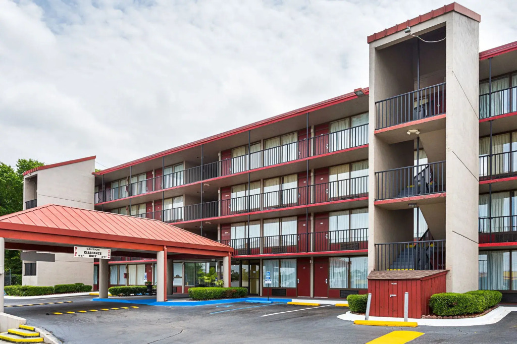 Americas Best Inn & Suites