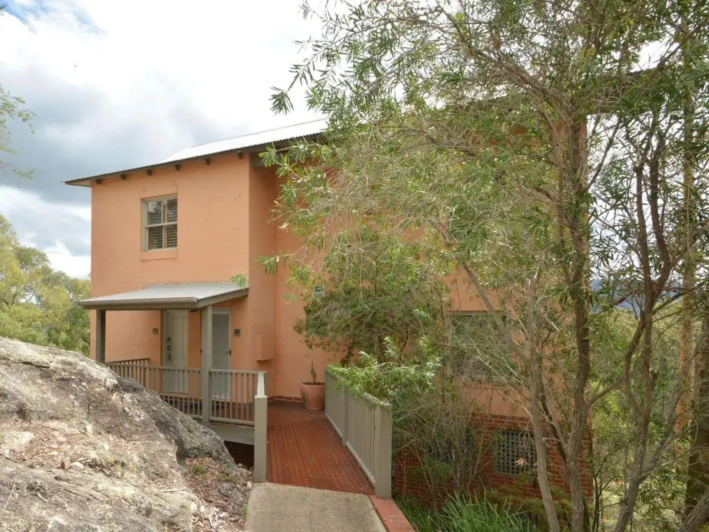 Villa 2br Pinot Grigio Villa located within Cypress Lakes Resort