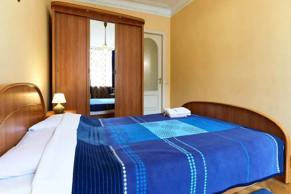Апартаменты Home-Hotel, ул. Пушкинская, 2-4-7