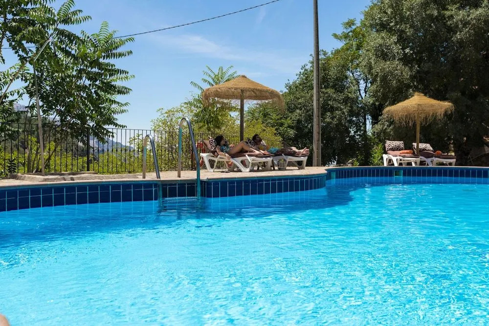 CALERILLA Hotel