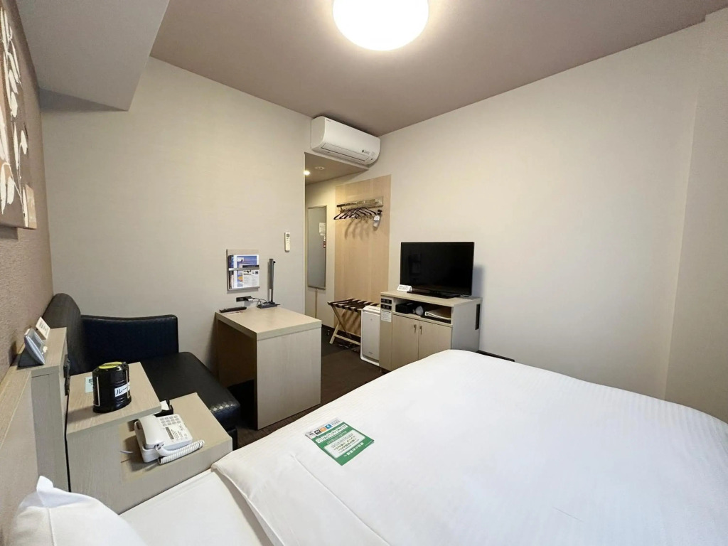 Hotel Route-Inn Sabae -Kokudou 8 Gou