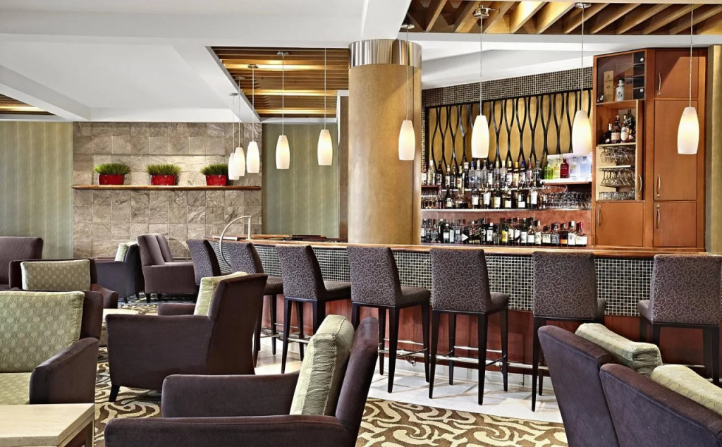 Sheraton Cavalier Calgary Hotel