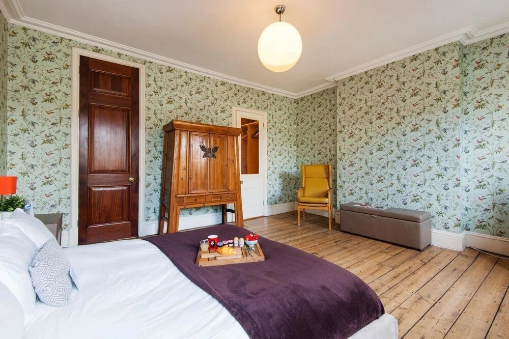 The Gorgeous Portobello Residence - BGL
