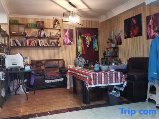 Shoulvrujia Pebble Hotel (Daocheng Yading Scenic Area New Tourist Service Center)