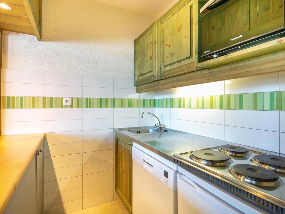 Spacious Mountain Stay for 7 in Doucy