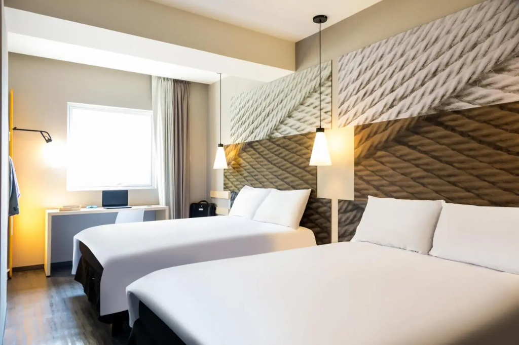 Ibis Mazatlan Marina