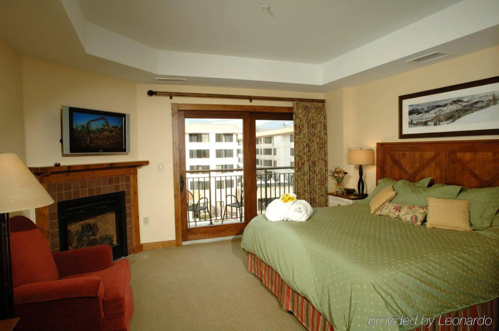 The Lodge at Mountaineer Square, A Vail Resorts Property