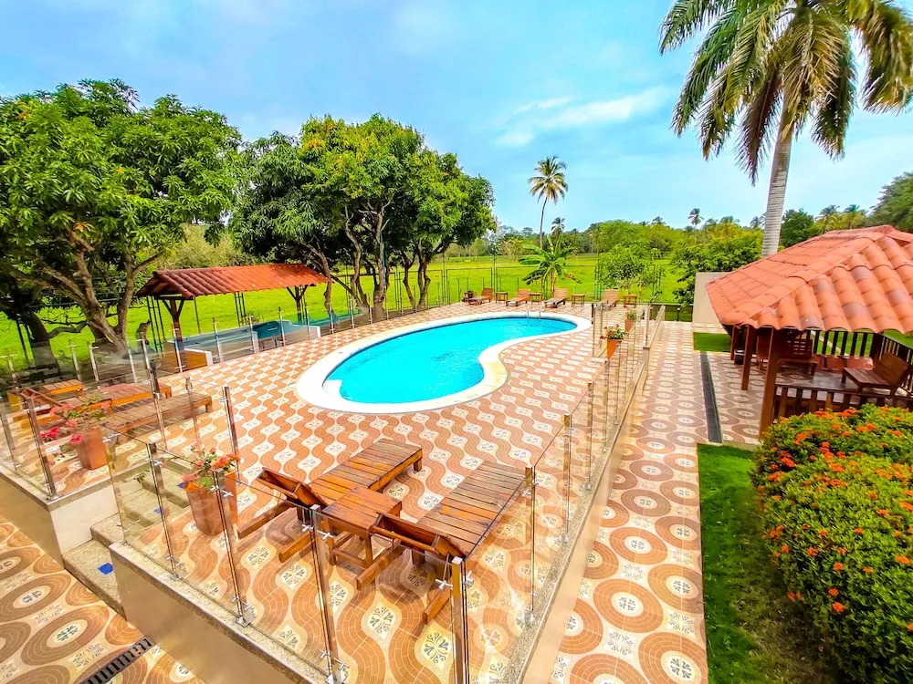 Senderos del Mar, Hotel con AC, Piscina, cerca de Tayrona