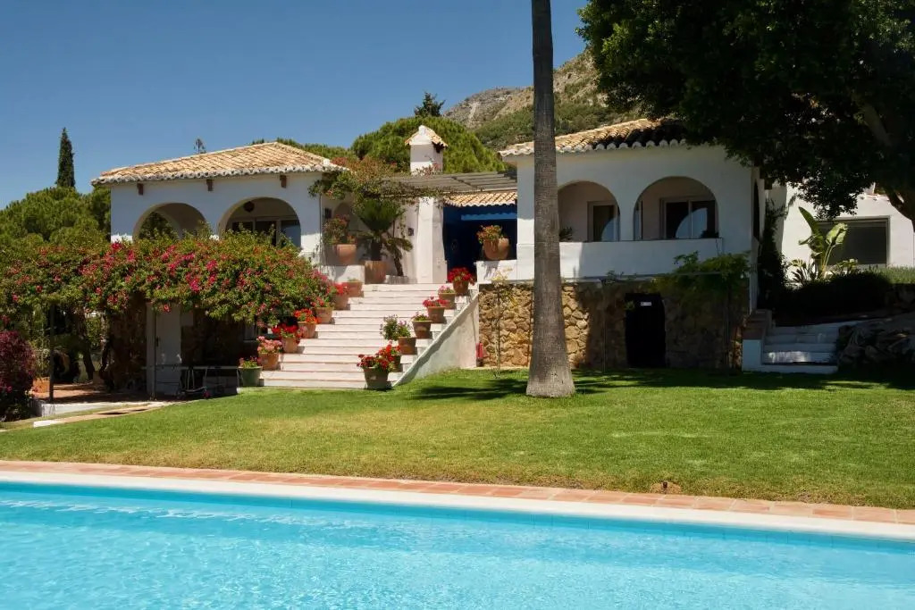 La Ciruela - Villa paisible jardin de 5000m2 piscine chauffée et vue sur mer