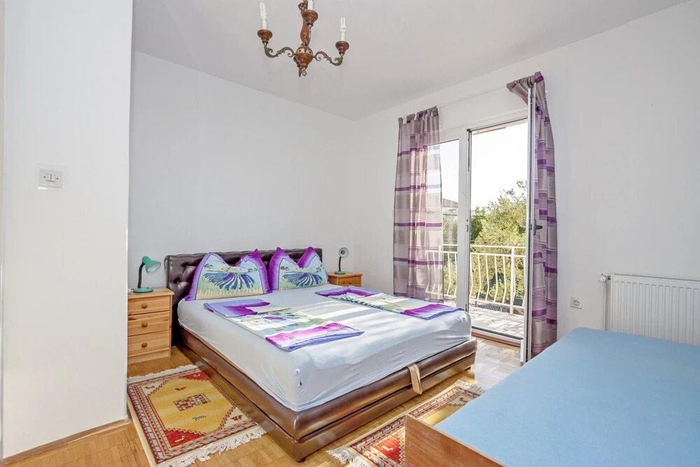 Apartment Josip