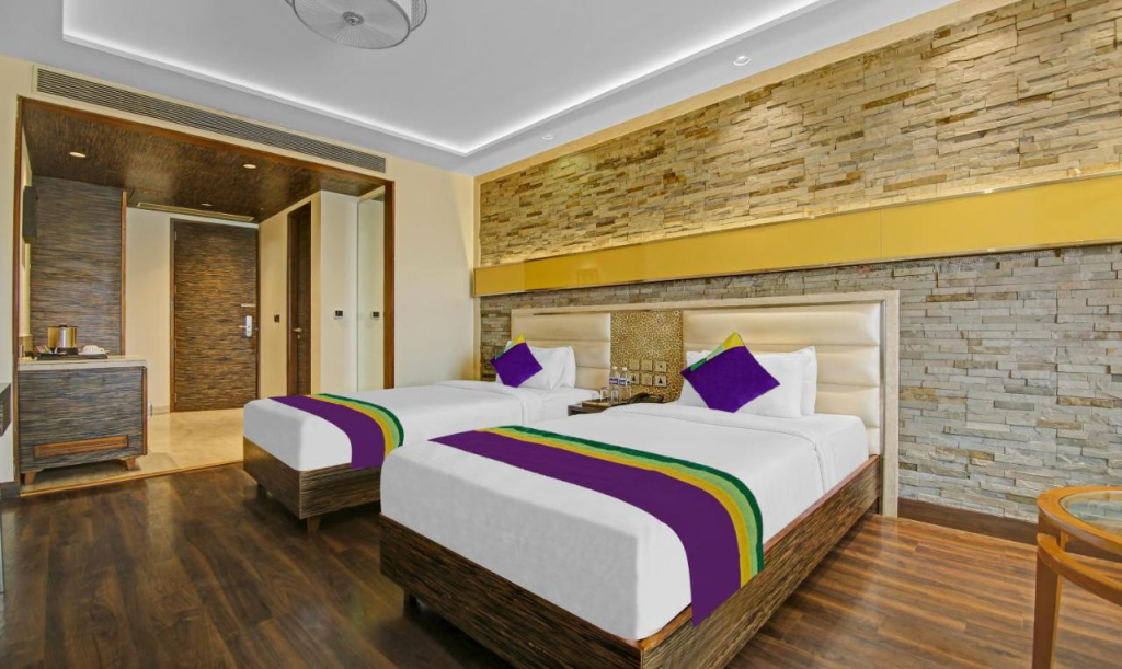 Treebo Premium Arista