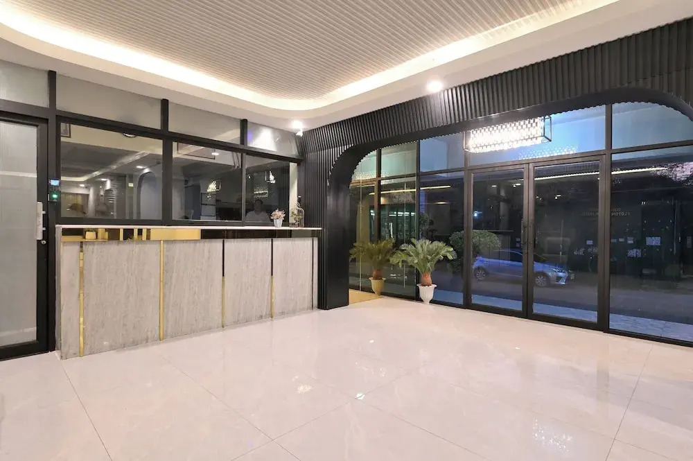 Floton Bangkok Hotel