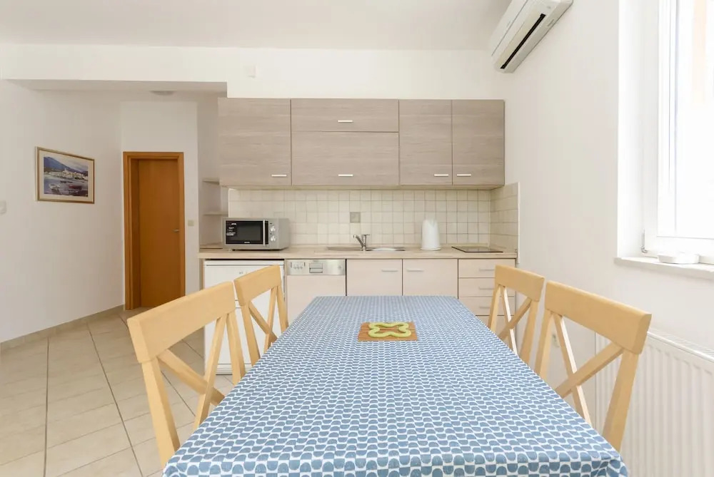 Apartments Jelica