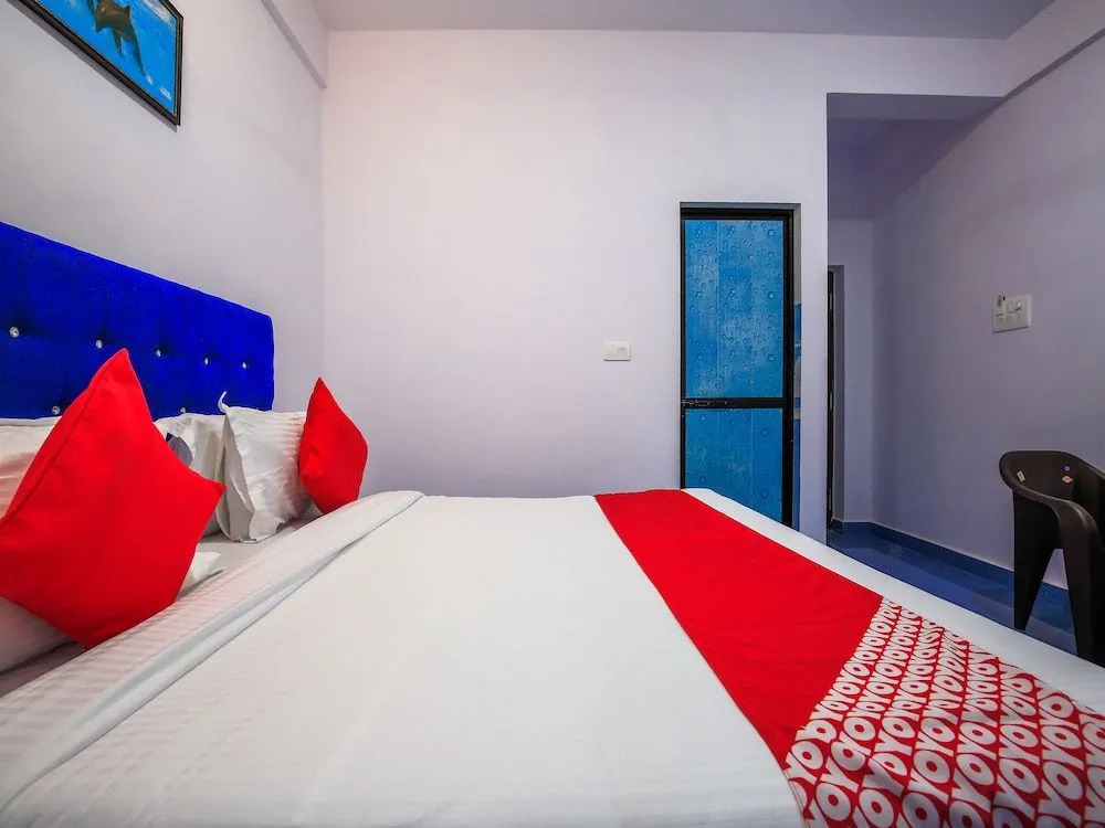 OYO 40937 Calangute Comforts