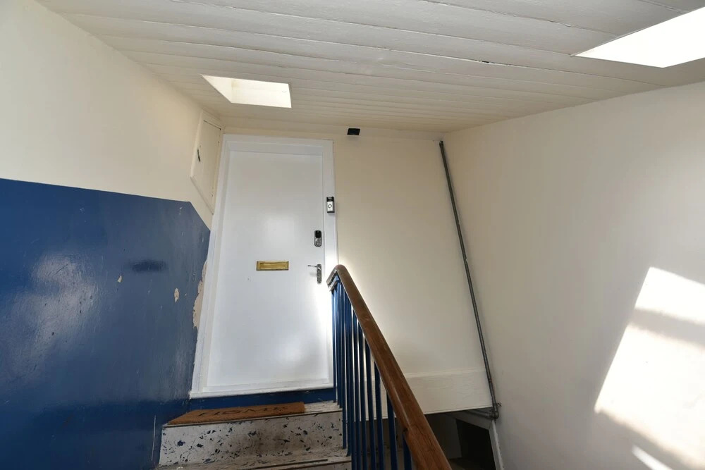 First - Seagate House Apartment