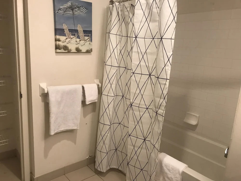 M Suites at Newport