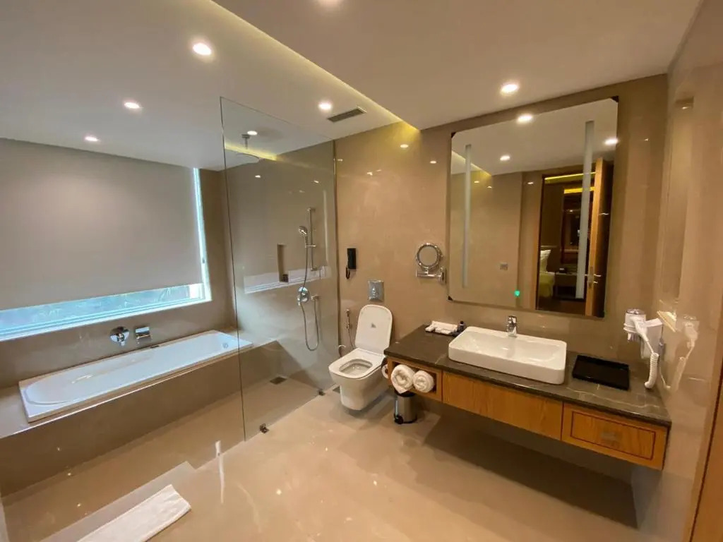 NIRVANA Luxury Hotel l Ludhiana