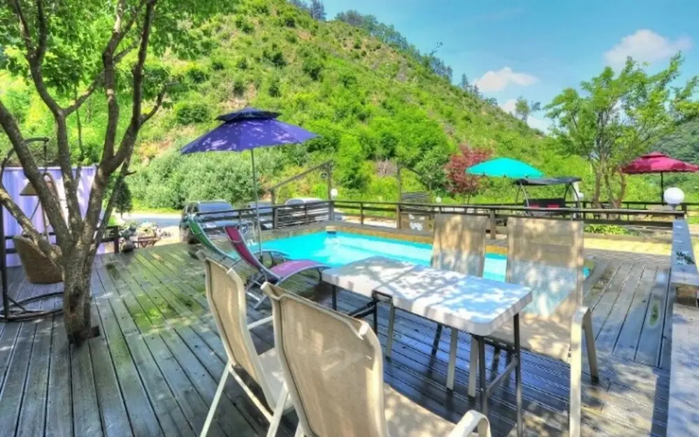 Hongcheon Orange Pekoe Pension