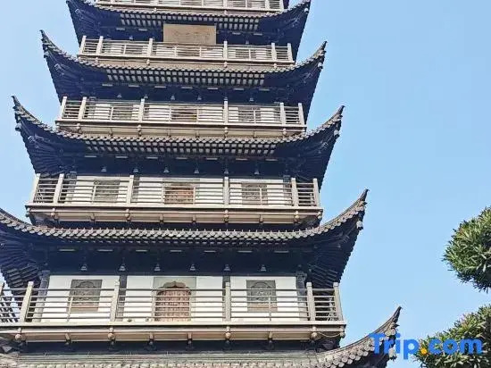 Shanghai Yashen Hotel (Shanghai West Railway Station Zhenru Subway Station Branch)